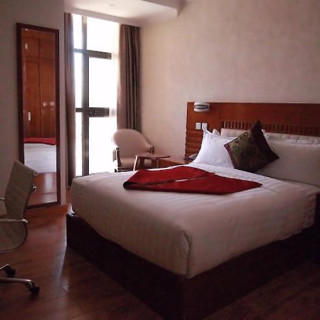 Marcen Addis Hotel Εξωτερικό φωτογραφία
