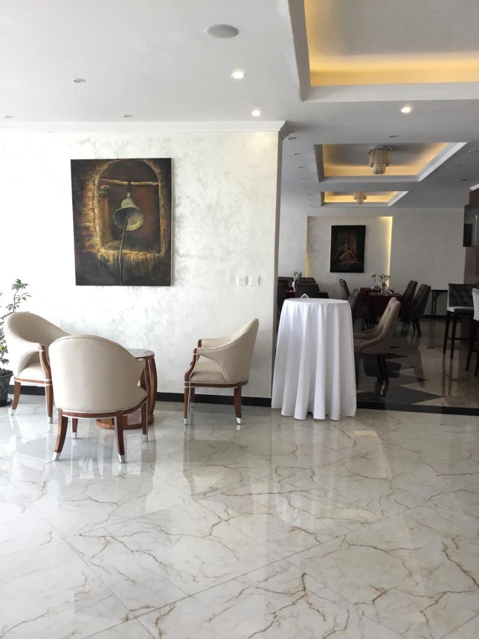 Marcen Addis Hotel Εξωτερικό φωτογραφία