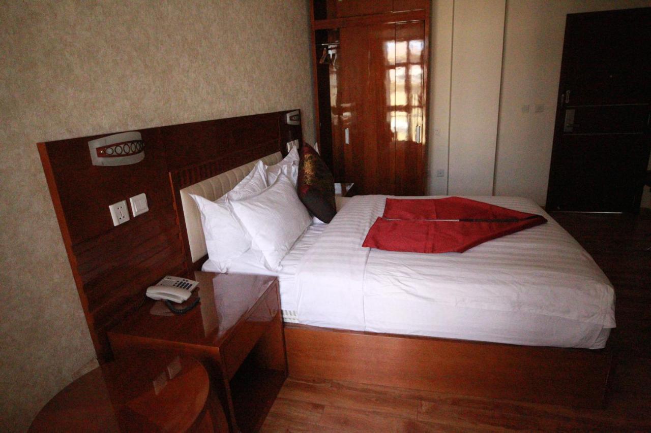 Marcen Addis Hotel Εξωτερικό φωτογραφία