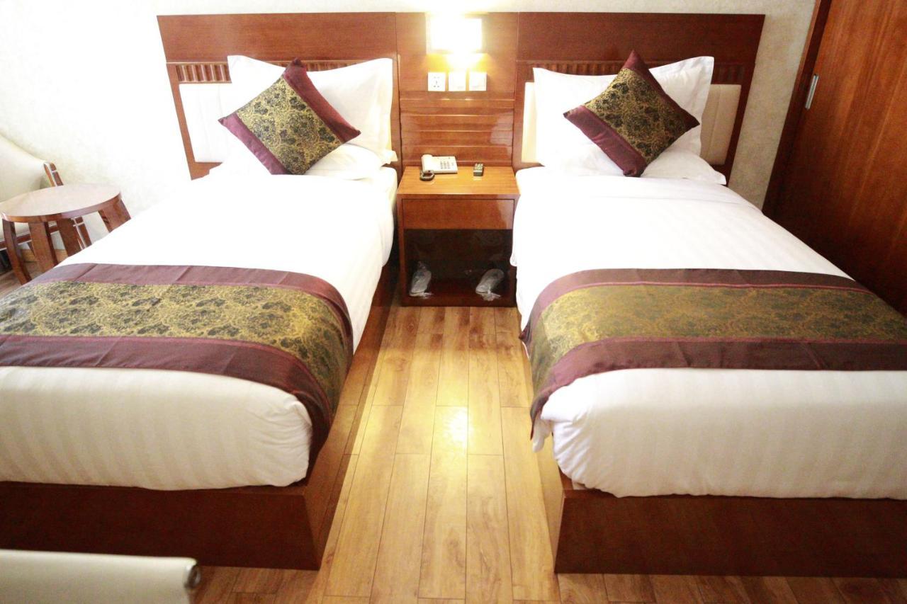 Marcen Addis Hotel Εξωτερικό φωτογραφία